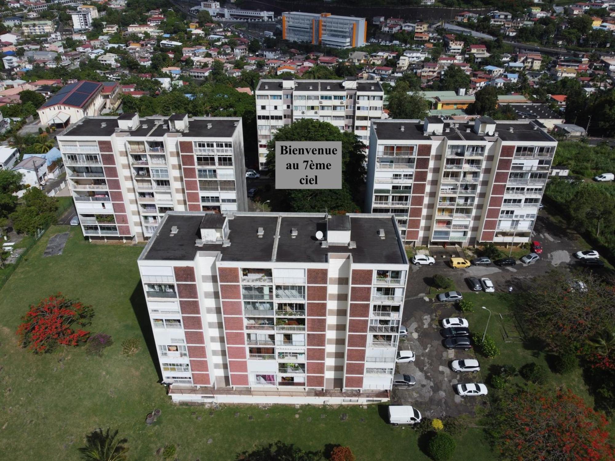 Bienvenue Au 7Eme Ciel Dans Le Spacieux T3 ! Apartman Fort-de-France Kültér fotó